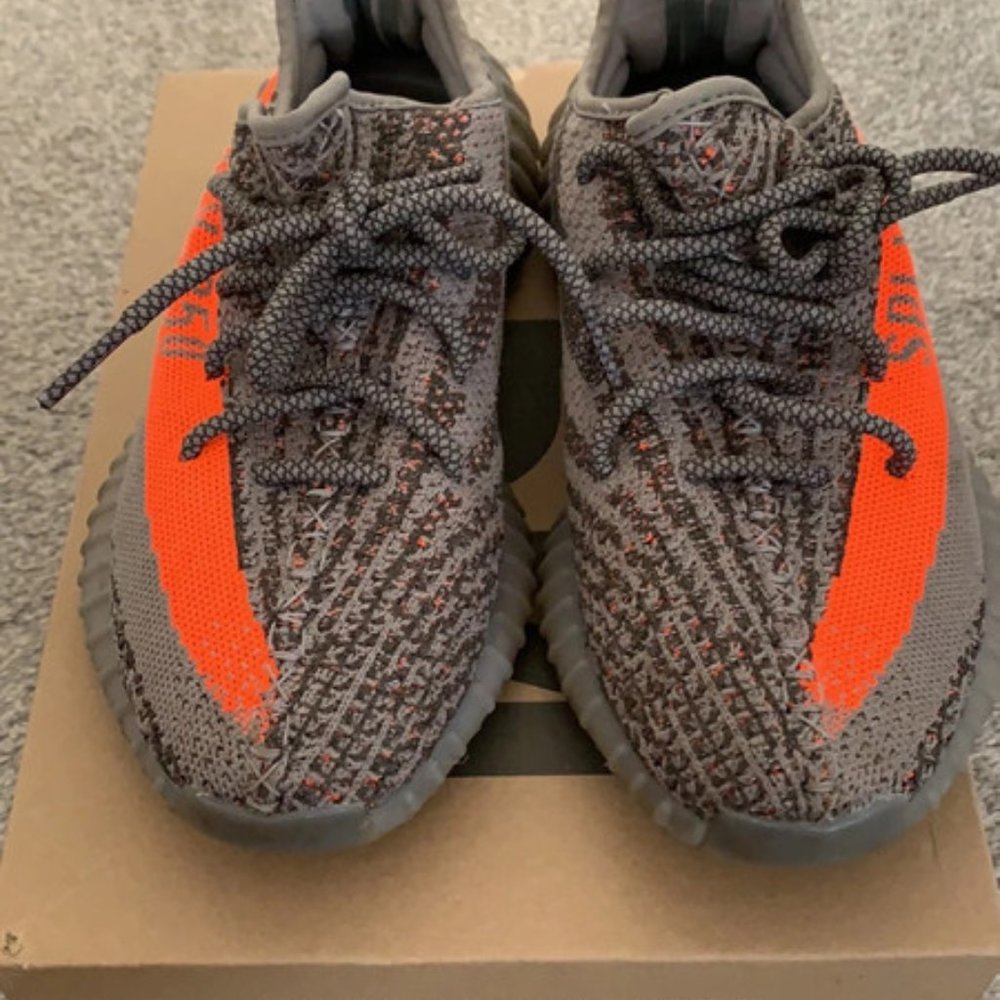 Yeezy Boost 350 V2